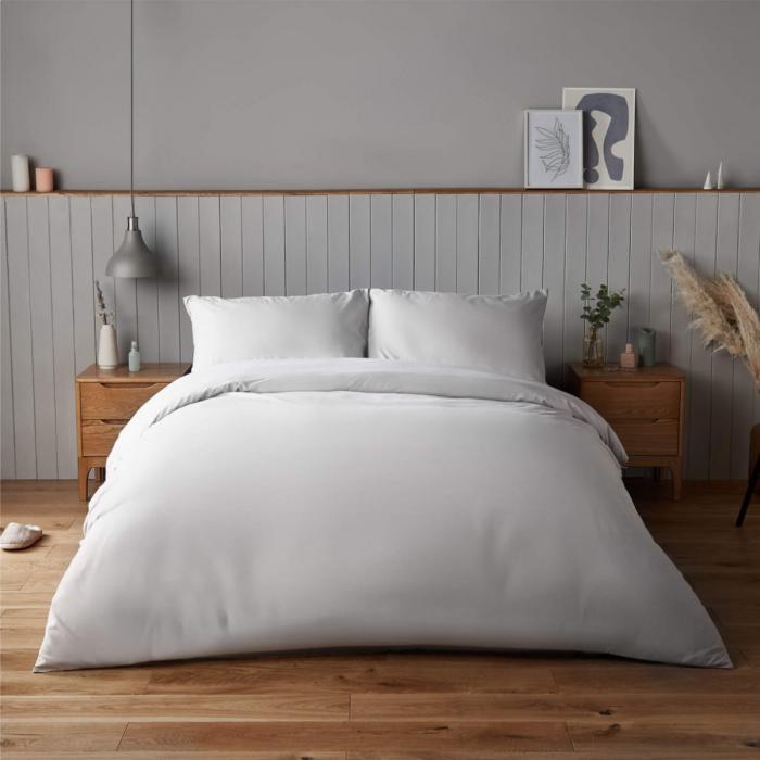 Silentnight Supersoft White Duvet Set